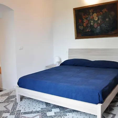 Lucia Apartment Carrodano Inferiore